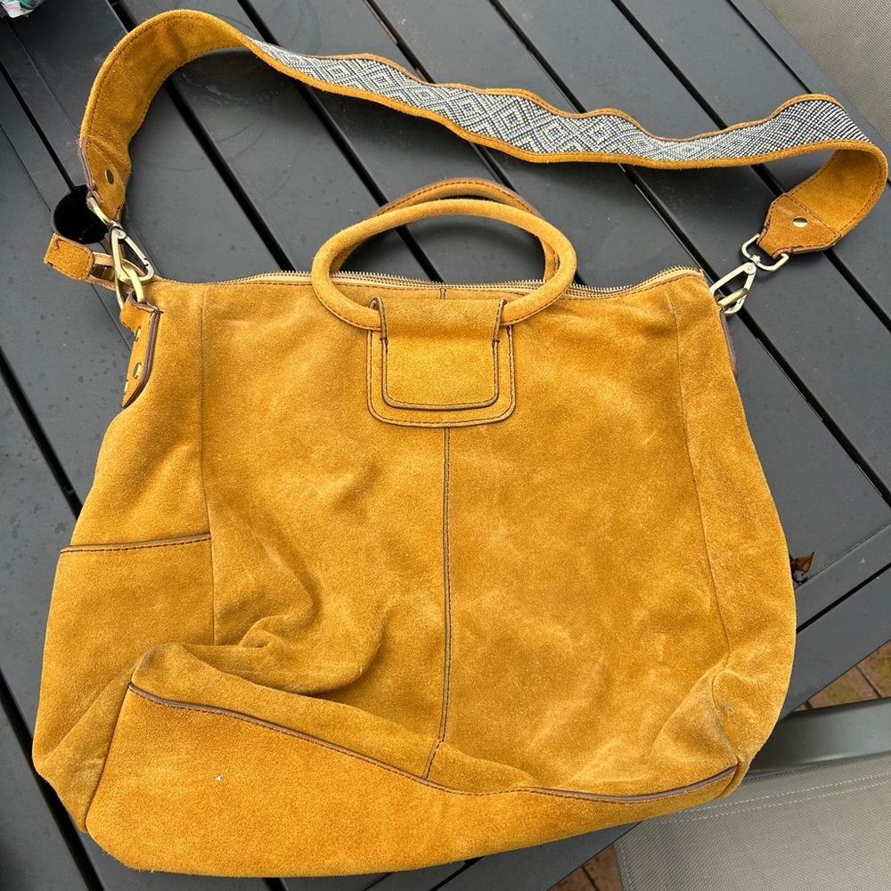 Hobo Tan Shoulder Bag